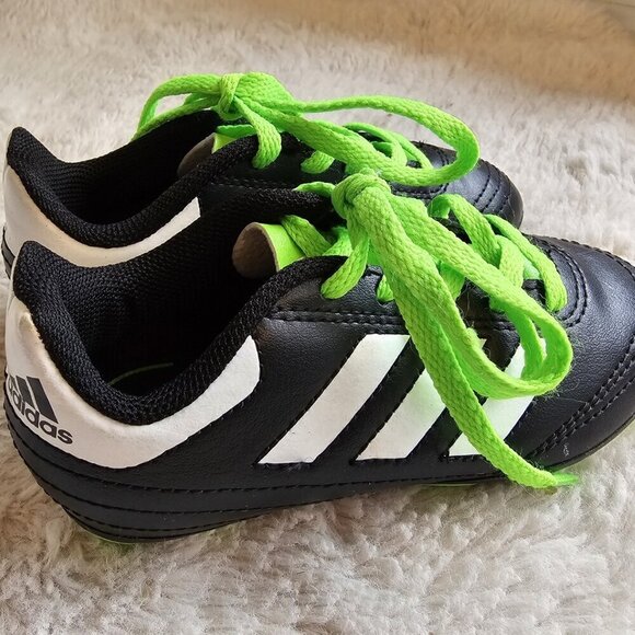 adidas Predator VI Firm Ground Cleats Soccer Shoes - Picture 2 of 8